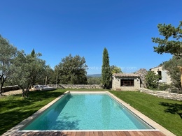 house for rent in Gordes