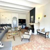 Large family Bastide rental in the Luberon with swimming pool
