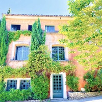 Holiday rental in a village house in Ménerbes Luberon