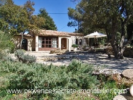 Luberon bergerie for sale