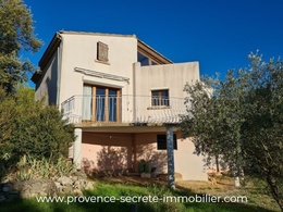 villa for sale in Luberon