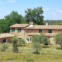 Mas for sale in Luberon on Bonnieux in Provence with swimming pool