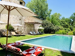  residence in Luberon