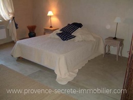  Provence hamlet house for sale