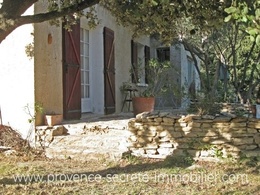  for sale villa near Gordes