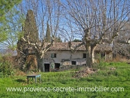 farmhouse in Luberon for sale