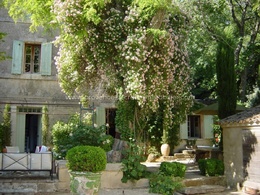  Provence holiday house