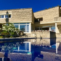 Architect villa in Gordes countryside for rent