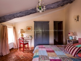  hamlet rental Provence