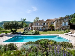  hamlet rental Provence