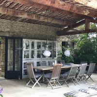 Cabrières-d'Avignon, stone house with pool and nice garden for rent