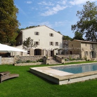 luxury property nested in the luberon hill for 12 guests with swimming pool
