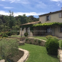 Bonnieux in Luberon, farmhouse for rent for 8 guests with pool
