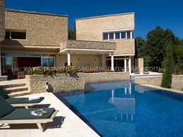  luxury villa in Gordes 