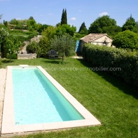 Village house for 5 people with swimming pool in Lourmarin for rent