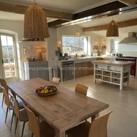 Charming village house in Goult for family holidays