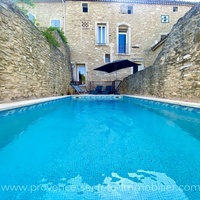 Charming house in a village with swimming pool, air conditioning. 