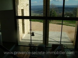 Gordes house with view