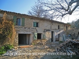  farmhouse in Luberon for sale