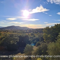 Villa for sale in Luberon, with view and possibility swimming pool
